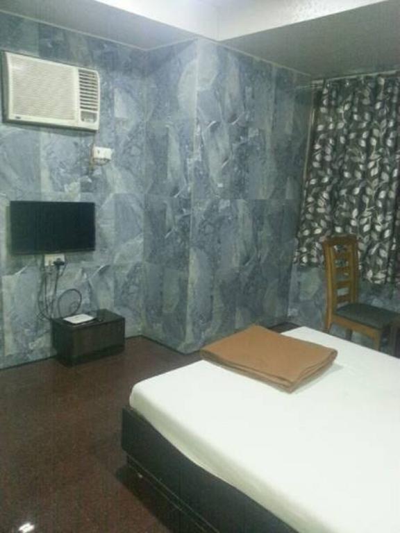 Hotel Jalaja Heritage Thane Room photo